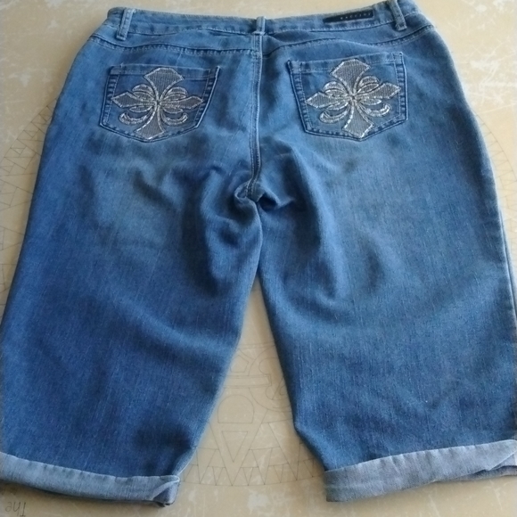 Baccini Capri Jeans Sz. 8 Ornate Pockets - Picture 2 of 8